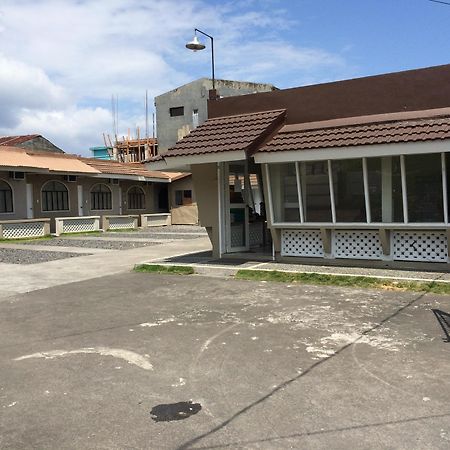 Night & Day Inn Legazpi Bagian luar foto